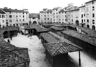 Piazza Anfiteatro Lucca 1938